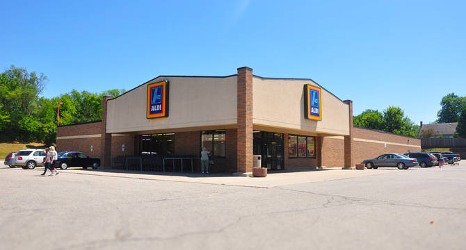 CBRE Retail   Main Photo