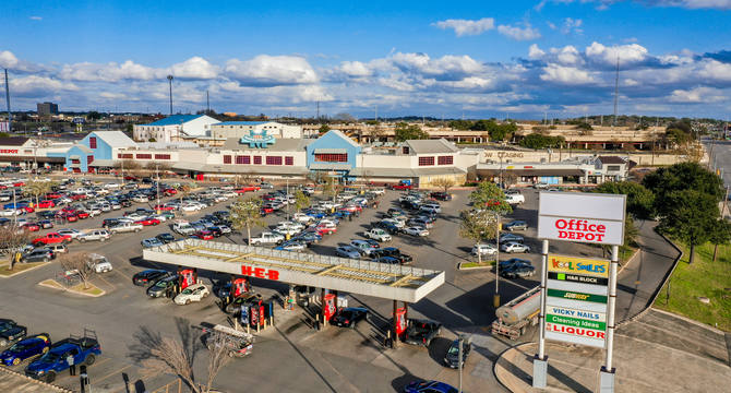 CBRE Retail   Main Photo