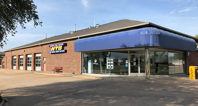 CBRE Retail   Main Photo