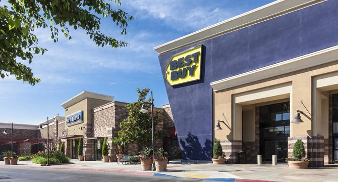 CBRE Retail   Main Photo