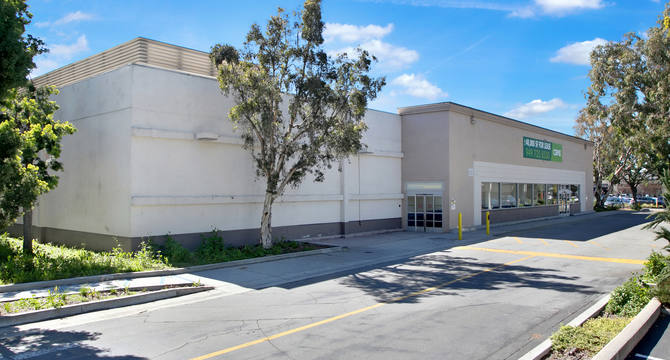 CBRE Retail   Main Photo